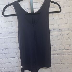Lululemon Navy Blue V-Neck Tank Sz 2 (tag is missing)